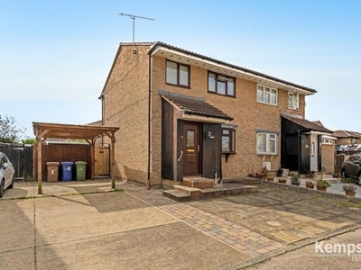 3 Bedroom Semi-detached House For Sale In Little Thurrock, Essex