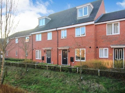 3 Bedroom Terraced House For Sale In Hinckley, Leicestershire