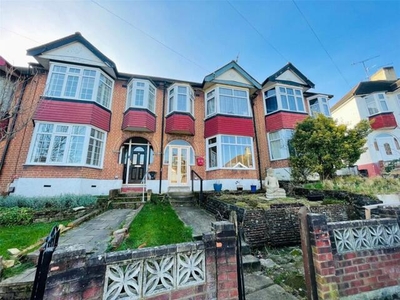 3 Bedroom Terraced House For Sale In Plumstead Common, London