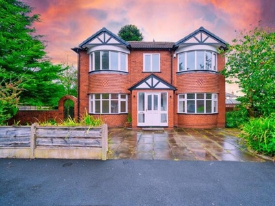 4 Bedroom Detached House For Sale In Cheadle Hulme