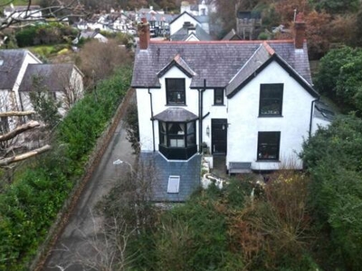 4 Bedroom Detached House For Sale In Dwygyfylchi, Penmaenmawr