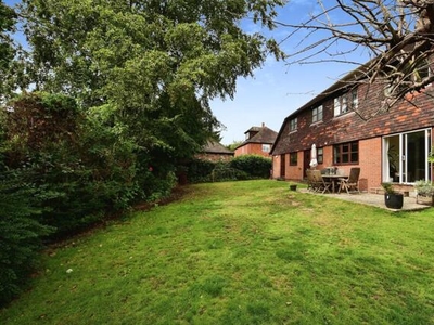 4 Bedroom Detached House For Sale In West Malling, Kent
