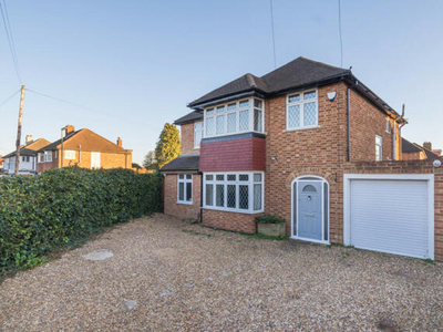 4 Bedroom Detached House For Sale In West Molesey