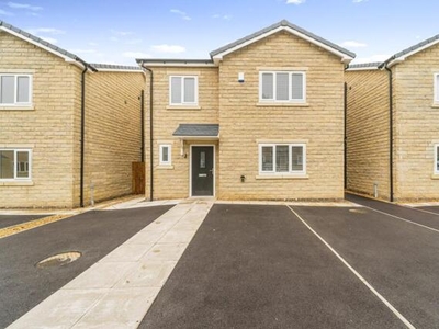 4 Bedroom House For Sale In Lane Ends Close Barnoldswick, Lancashire