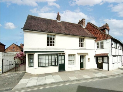 4 Bedroom Link Detached House For Sale In Midhurst, West Sussex