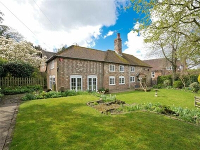 5 Bedroom Detached House For Sale In Alton, Hampshire