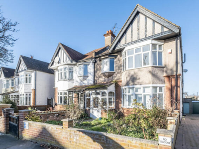 5 Bedroom Semi-detached House For Sale In Ealing