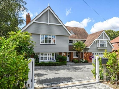 6 Bedroom Detached House For Sale In Hutton Mount
