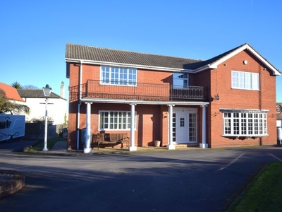 Detached house for sale in Bar Road North, Beckingham, Doncaster DN10