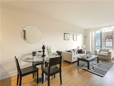 1 bedroom property for sale in Praed Street, LONDON, W2