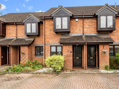 2 Bed House For Sale in Ascot, Berkshire, SL5 - 4917564