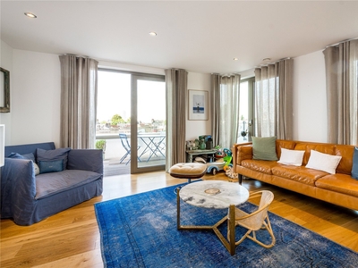 2 bedroom property for sale in Faraday Road, LONDON, W10