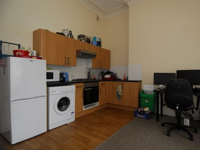 1 bedroom apartment for rent in 20 Woodland Road Flat 1, Plymouth, PL4