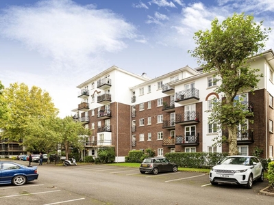 1 bedroom apartment for rent in Brompton Park Crescent Fulham SW6