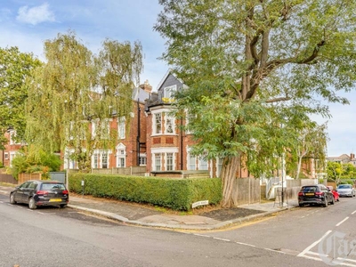 1 bedroom flat for rent in Coolhurst Road, Crouch End, N8