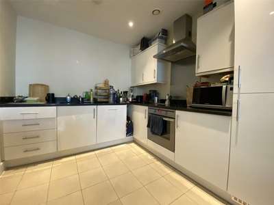 1 bedroom flat for rent in Gooch House Gooch House, Hammersmith, W6