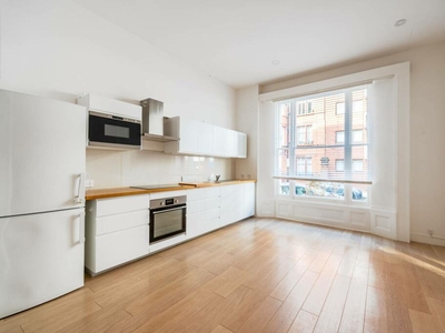 1 bedroom flat for rent in Hereford Road, Notting Hill, London, W2