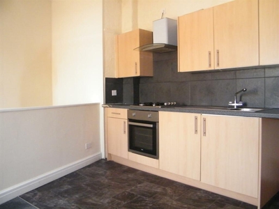 1 bedroom flat for rent in Moorside Road, Swinton, M27 0LE, M27