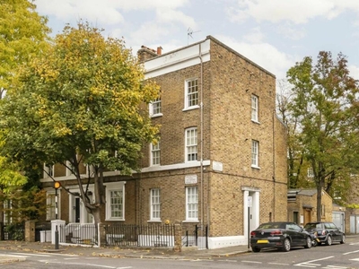 1 bedroom flat for rent in St. James's Gardens, Notting Hill, W11