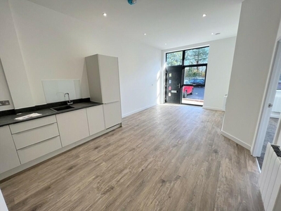 1 bedroom ground floor maisonette for rent in Meadow House, Ashwood Park , RG23