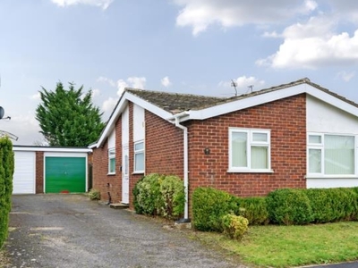 2 Bed Bungalow For Sale in Thame, Oxfordshire, OX9 - 5296194