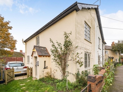 2 Bed Cottage For Sale in Benson, Wallingford OX10 - 4571536