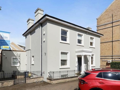 2 bedroom apartment for rent in Church Road, Crystal Palace, SE19