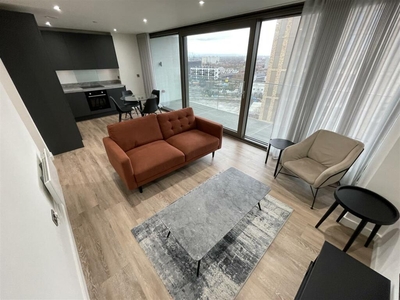 2 bedroom apartment for rent in Oxygen Tower, Store Street, Manchester, M1