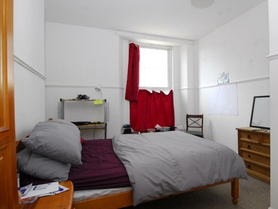 2 bedroom apartment for rent in Prospect Street, Flat 2, Plymouth, PL4