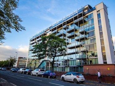 2 bedroom apartment for rent in Warwick Road,Old Trafford,Manchester,M16