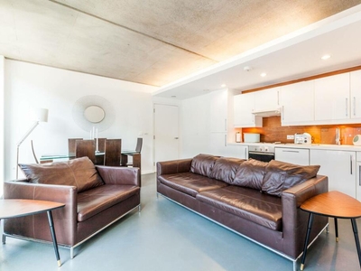 2 bedroom flat for rent in Cosmopolitan House, Christina Street, Shoreditch, London, EC2A