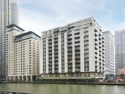 2 bedroom flat for rent in South Quay Square,
Millwall, E14