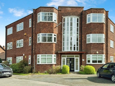 2 bedroom flat for rent in Wilmslow Road, Manchester, Didsbury, M20