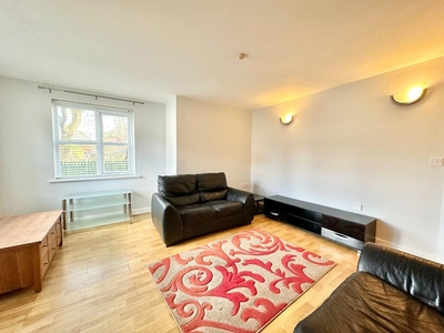 2 bedroom ground floor flat for rent in Greenwood Road, Wythenshawe, Manchester, M22