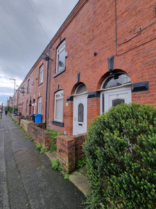2 bedroom terraced house for rent in Ash Street, Failsworth, Manchester, M35