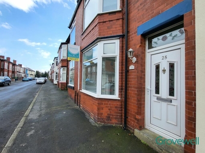 2 bedroom terraced house for rent in New Barton Street, Salford, M6