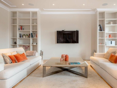 3 bedroom apartment for rent in Chester Square, SW1W