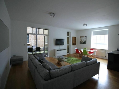 3 bedroom flat for rent in Candlemakers Apartments, York Road, London SW11
