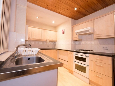 3 bedroom house share for rent in Suffolk Street, Salford, M6 6DQ, M6