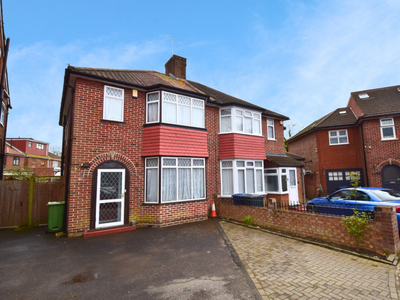 3 bedroom semi-detached house for rent in Wellgarth, Greenford, Greater London, UB6