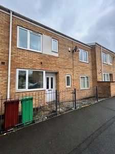 3 bedroom terraced house for rent in Hitchen Street, Manchester, Greater Manchester, M13