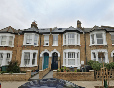 5 bedroom semi-detached house for rent in Achilles Road, West Hampstead, London, NW6