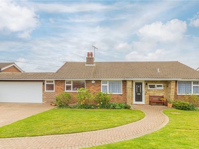 Bungalow for sale in Dovehouse Lane, Kensworth, Dunstable, Bedfordshire LU6