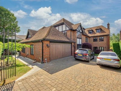 Detached house for sale in Abbey View, Radlett WD7