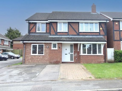 Detached house for sale in Swan Mead, Luton LU4