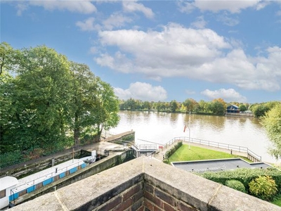 End terrace house for sale in Chiswick Quay, London W4
