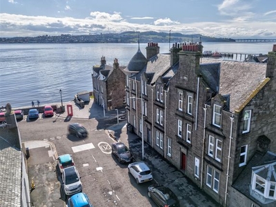 Flat for sale in Gray Street, Broughty Ferry, Dundee DD5