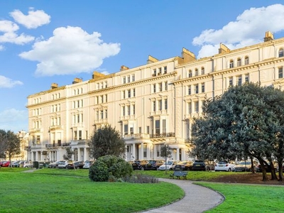 Flat for sale in Palmeira Square, Hove, East Sussex BN3