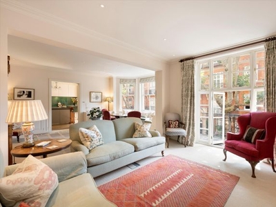 Flat for sale in St Loo Court, St Loo Avenue, Chelsea, London SW3