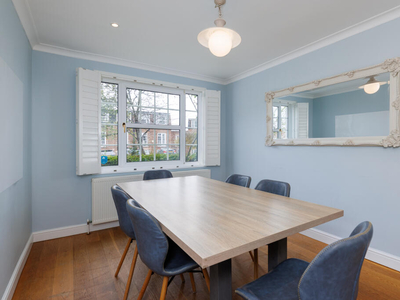 House for rent in Newstead Way, SW19